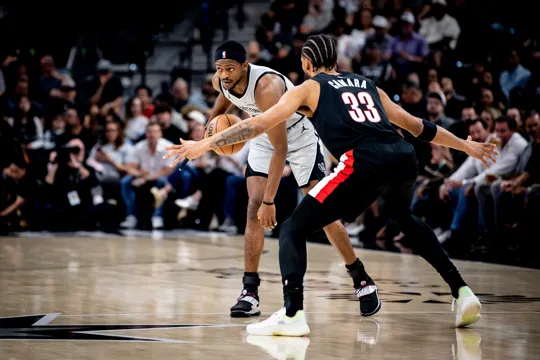 开云在线-福克斯：65场参赛资格规则应当设置例外情况，以坎宁安为例